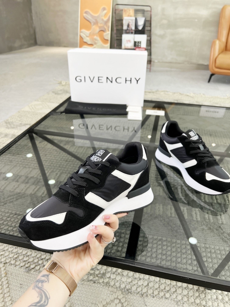 Givenchy Sneakers